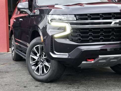 Used 2022 Chevrolet Tahoe Z71 image 11