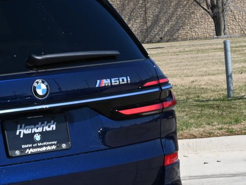 Used 2026 BMW X7 M60i AWD/4WD image 7