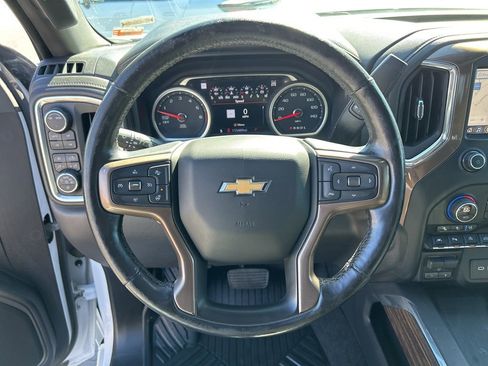 Used 2020 Chevrolet Silverado 1500 High Country w/ Technology Package AWD/4WD image 24