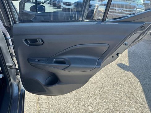 Used 2020 Nissan Versa S image 20