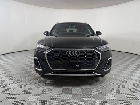 Used 2024 Audi Q5 2.0T Premium w/ Convenience Package AWD/4WD image 2