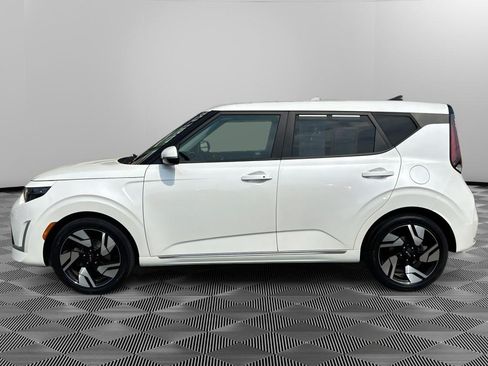 Used 2023 Kia Soul GT-Line FWD image 7