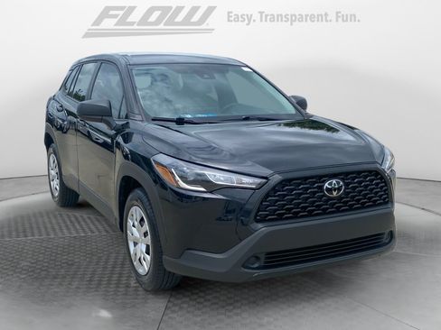 Used 2022 Toyota Corolla Cross L FWD image 4