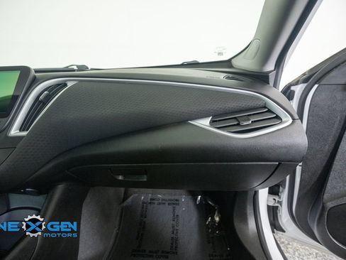 Used 2023 Chevrolet Malibu RS FWD image 39