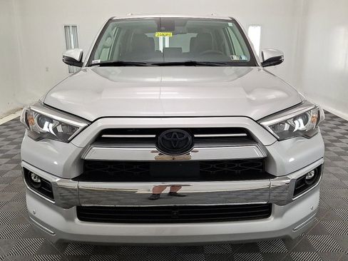 Used 2023 Toyota 4Runner Limited AWD/4WD image 29