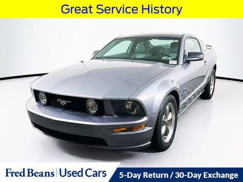 Used 2006 Ford Mustang GT image 3