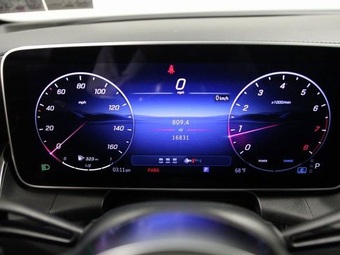 Certified 2025 Mercedes-Benz GLC 300 GLC 300 image 13