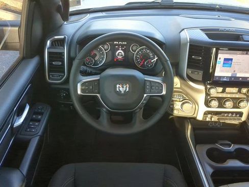 Used 2025 RAM 1500 Big Horn AWD/4WD image 15