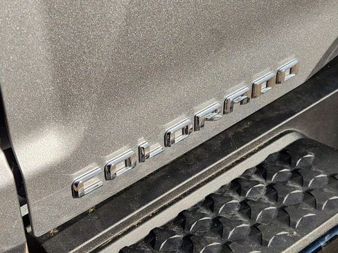 Used 2026 Chevrolet Colorado ZR2 image 10