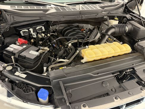 Used 2021 Ford F150 Lariat w/ Equipment Group 502A High AWD/4WD image 30