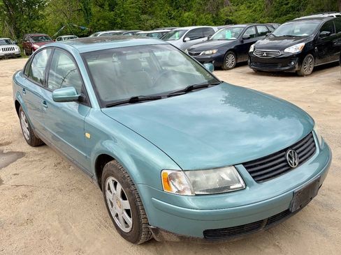 Used 1999 Volkswagen Passat GLS FWD image 7