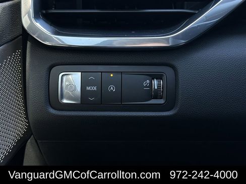 New 2026 GMC Acadia Denali Ultimate w/ LPO, Floor Liner Package FWD image 20