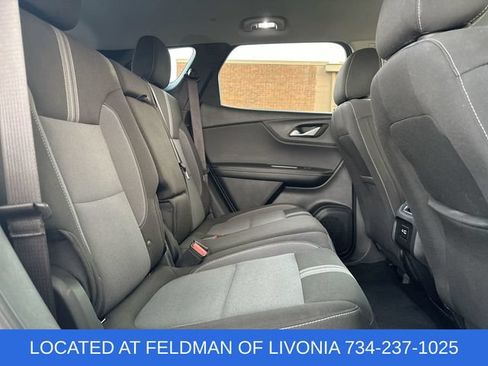 Used 2025 Chevrolet Blazer LT AWD/4WD image 25