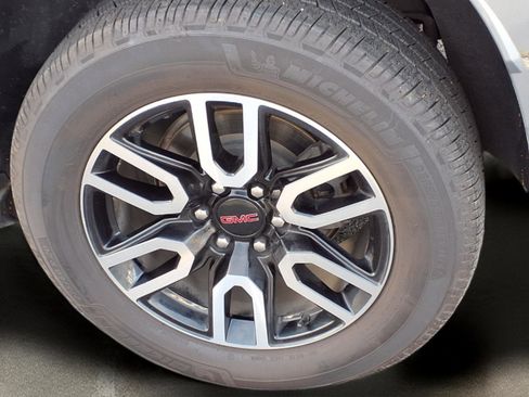 Used 2021 GMC Yukon AT4 AWD/4WD image 33
