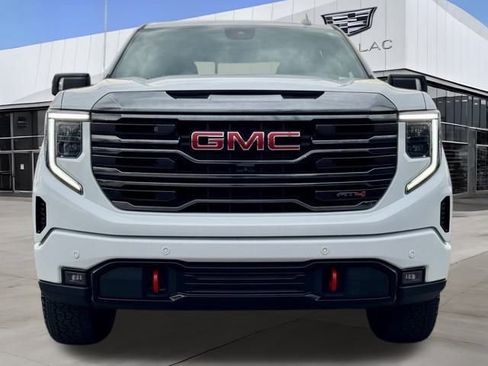 Used 2024 GMC Sierra 1500 AT4 w/ AT4 Premium Package image 4