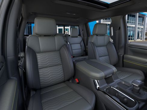 New 2026 Chevrolet Silverado 1500 ZR2 image 16