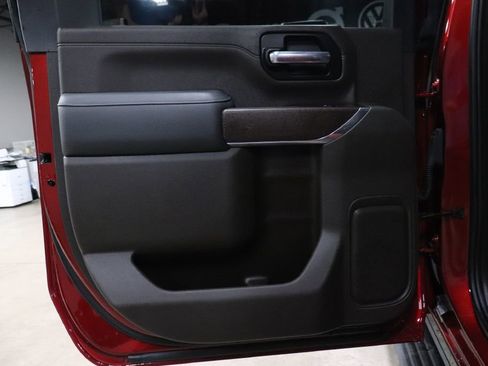 Used 2023 GMC Sierra 3500 Denali w/ Denali Ultimate Package image 16