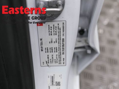 Used 2018 Tesla Model 3 Long Range image 32