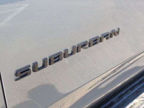 New 2026 Chevrolet Suburban RST image 33