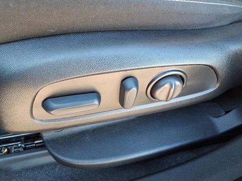 Used 2024 Chevrolet Blazer LT w/ Convenience Package image 14