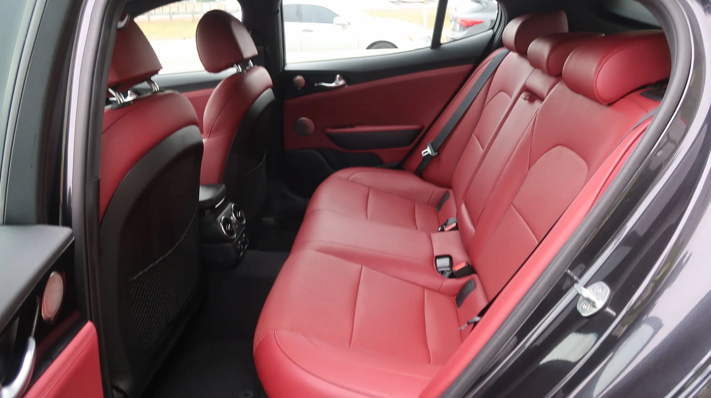 Used 2020 Kia Stinger GT-Line w/ Sun & Sound Package RWD image 16