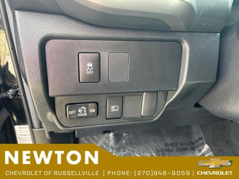Used 2022 Toyota Tacoma SR5 w/ SR5 Appearance Package (SM) AWD/4WD image 7