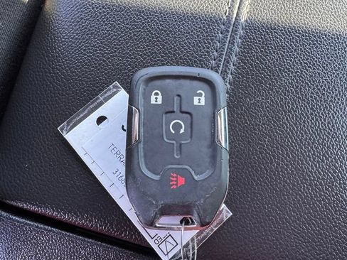 Used 2020 GMC Terrain SLE w/ Driver Convenience Package FWD image 29