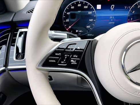 Used 2023 Mercedes-Benz S 580 4MATIC Sedan image 23