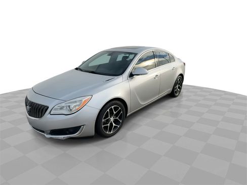 Certified 2017 Buick Regal Sport Touring image 4