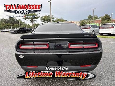 Used 2022 Dodge Challenger R/T Scat Pack w/ Shaker Package RWD image 4