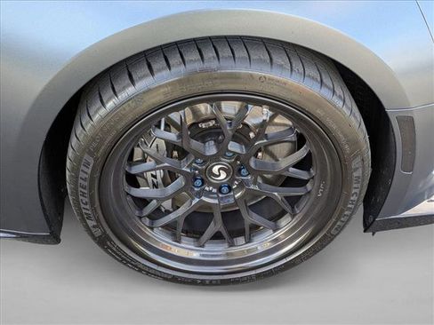 Used 2021 Chevrolet Camaro ZL1 image 22