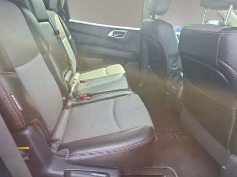 Used 2020 Nissan Pathfinder SV w/ Rock Creek Edition AWD/4WD image 12