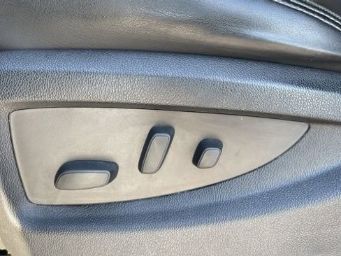 Used 2016 GMC Sierra 2500 Denali w/ Driver Alert Package image 13