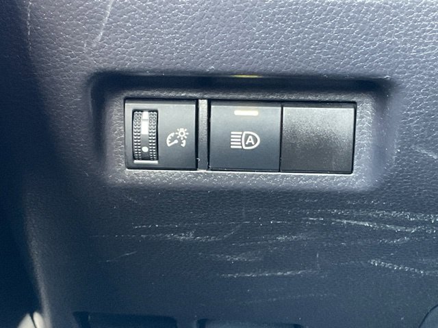 Used 2025 Toyota RAV4 LE FWD image 35