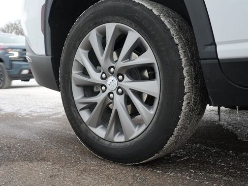 Used 2025 Buick Enclave Preferred image 31