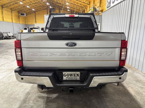 Used 2022 Ford F250 XLT w/ XLT Value Package AWD/4WD image 8