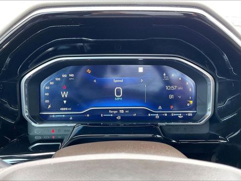 Used 2022 Chevrolet Silverado 1500 RST RWD image 12