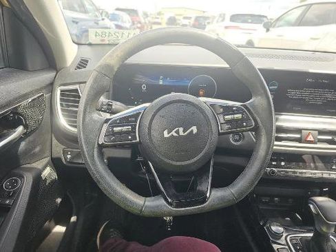 Used 2024 Kia Seltos SX w/ SX Sunroof Package AWD/4WD image 10