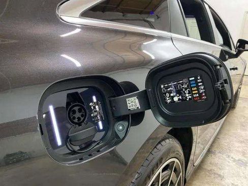 Used 2023 Mercedes-Benz EQS 580 4MATIC Sedan image 99