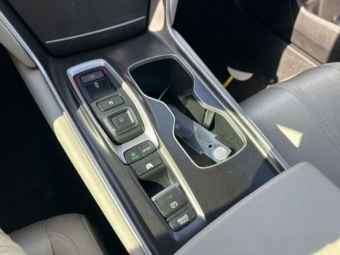 Used 2019 Honda Accord EX image 26