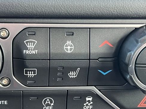 New 2026 Jeep Wrangler Unlimited Rubicon image 26