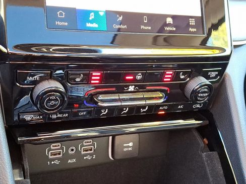 Certified 2022 Jeep Grand Cherokee Limited image 16