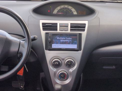 Used 2007 Toyota Yaris Sedan image 16