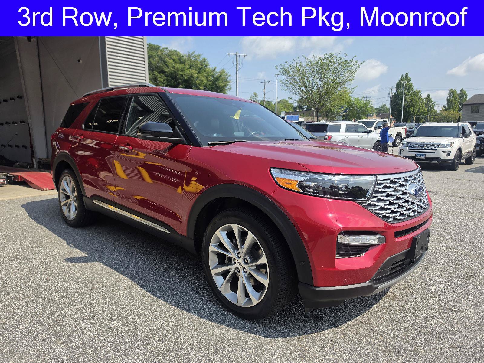 Used 2021 Ford Explorer Platinum w/ Equipment Group 601A AWD/4WD image 1
