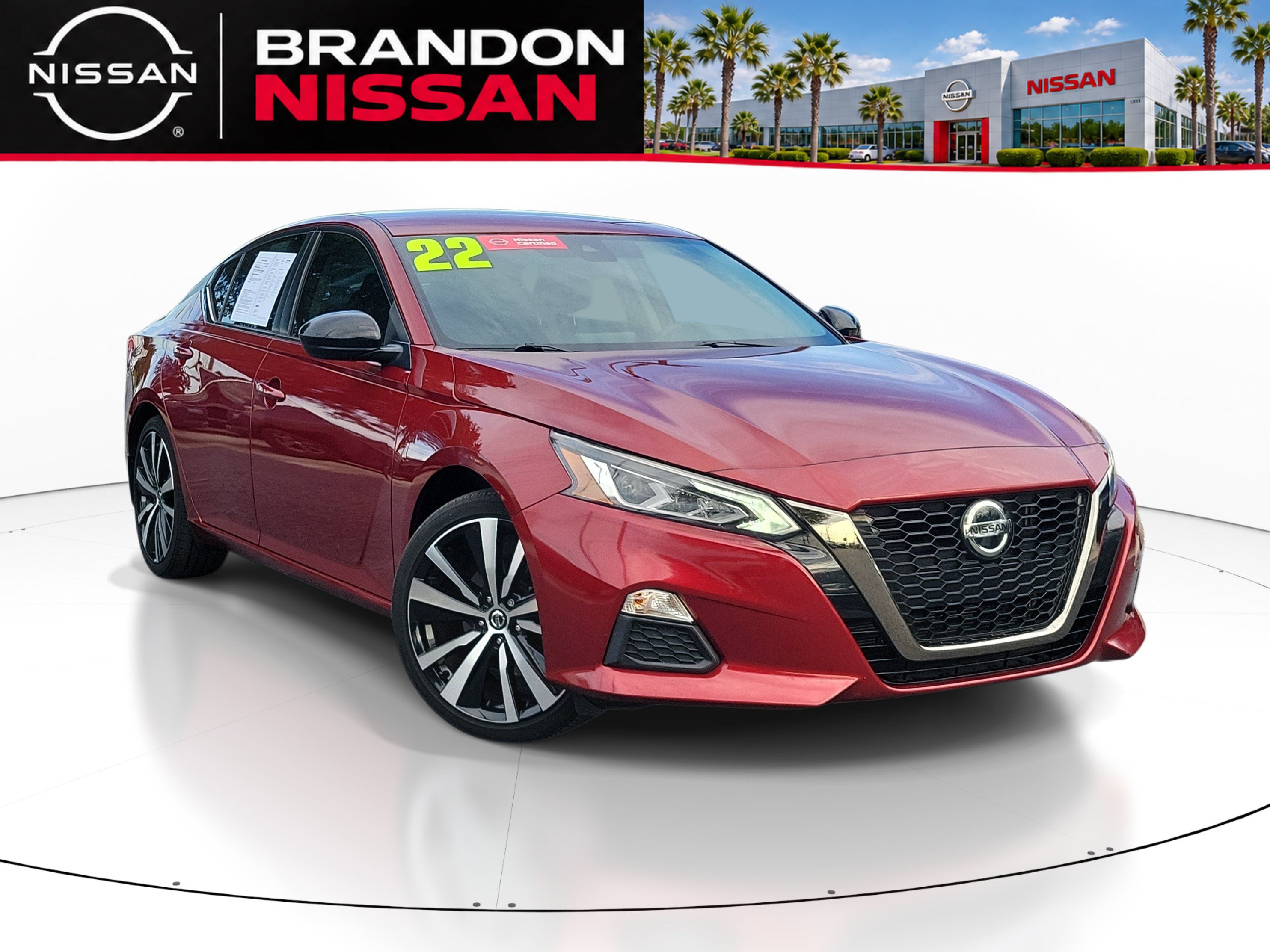 Certified 2022 Nissan Altima 2.5 SR FWD image 1