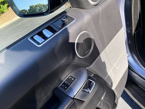 Used 2019 Land Rover Range Rover Sport Supercharged AWD/4WD image 7