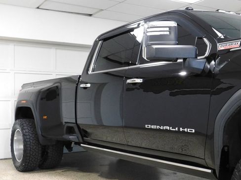 Used 2025 GMC Sierra 3500 Denali w/ Denali Reserve Package AWD/4WD image 10
