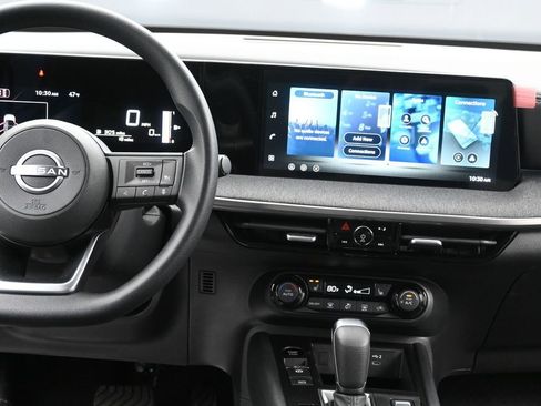 New 2026 Nissan Kicks SV AWD/4WD image 12