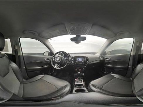Used 2018 Jeep Compass Altitude image 36