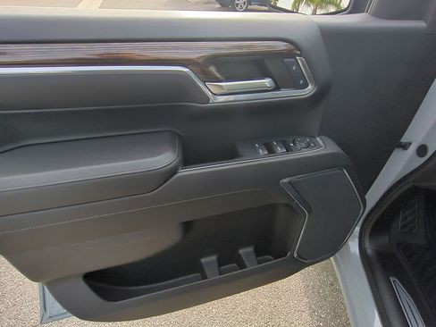 Used 2024 GMC Sierra 1500 Elevation image 22